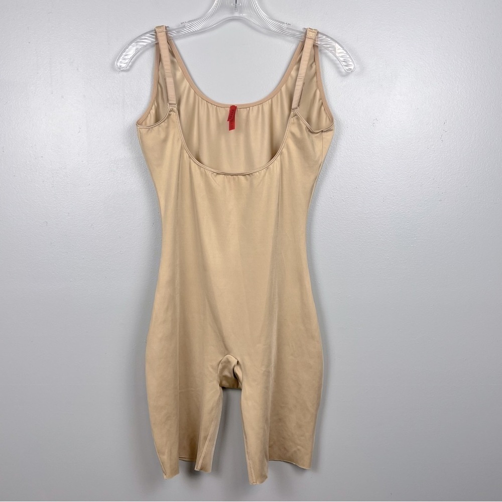 Spanx beige underbust bodysuit adjustable shaper, size XL.